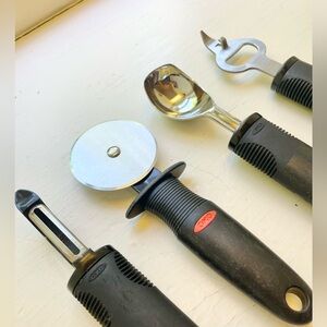 OXO Soft Grip Kitchen Utensils (4)